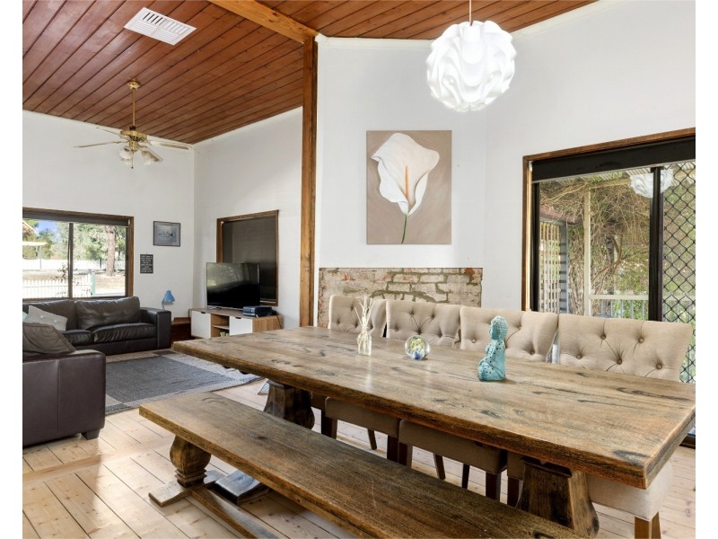 9 Laurel Street, Golden Square VIC 3555