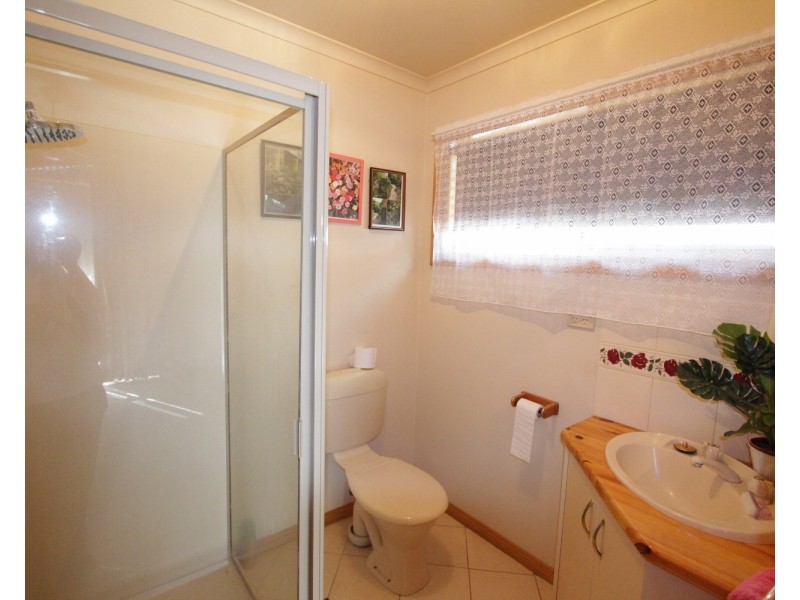 7 Aspin Gardens, Golden Square VIC 3555