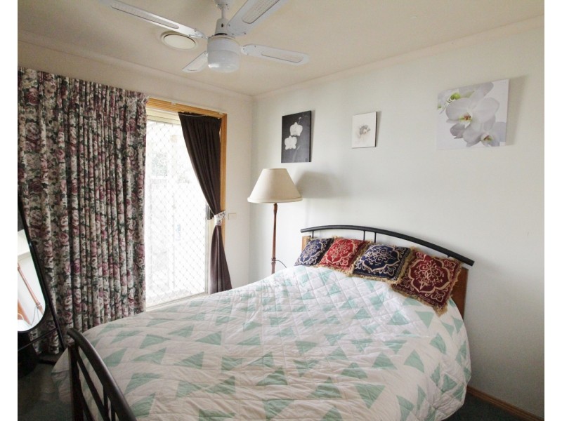 7 Aspin Gardens, Golden Square VIC 3555