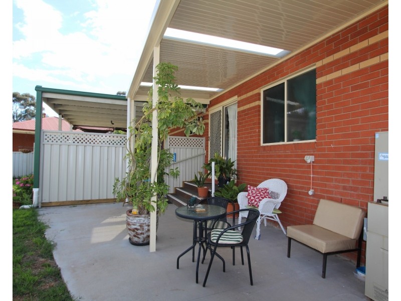 7 Aspin Gardens, Golden Square VIC 3555