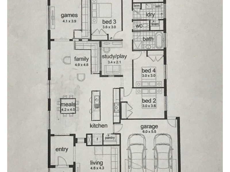 35 Yellowgum Drive, Epsom VIC 3551 Floorplan