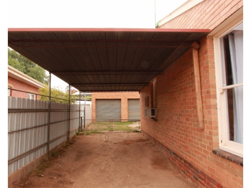 19 & 19a Hayes Street, Ironbark VIC 3550