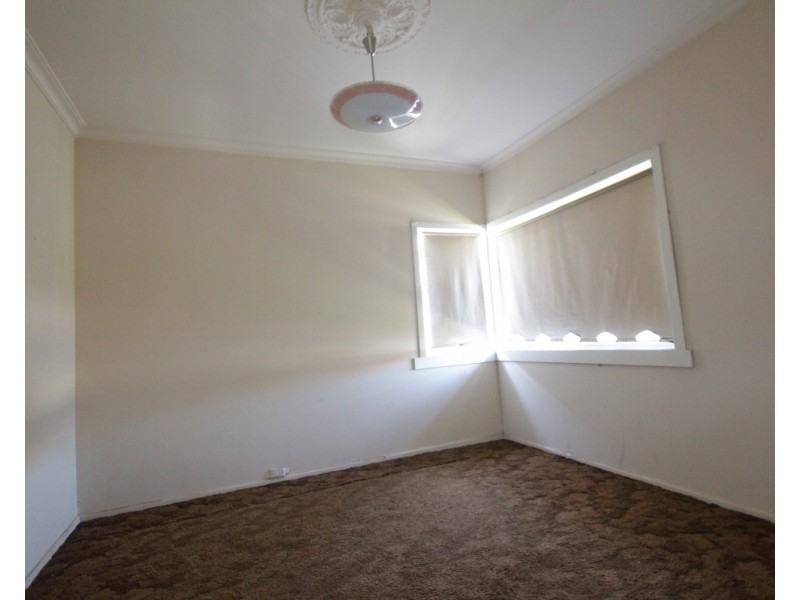 10 Creeth Street, Long Gully VIC 3550