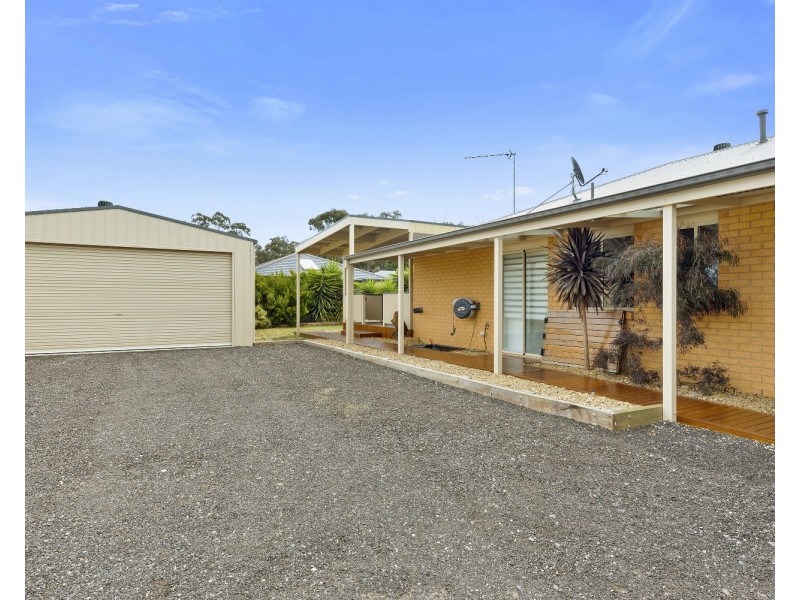 9 Goldsmiths Road, Eaglehawk VIC 3556