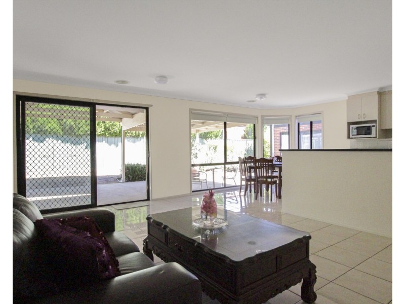 1 Exeter Place, Strathfieldsaye VIC 3551