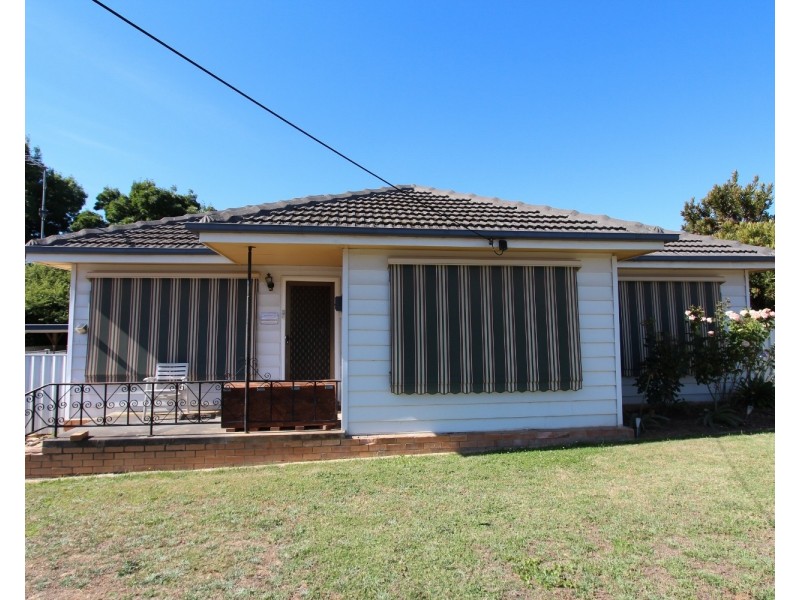 3 Ford Street, Kangaroo Flat VIC 3555