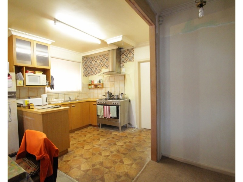 3 Ford Street, Kangaroo Flat VIC 3555