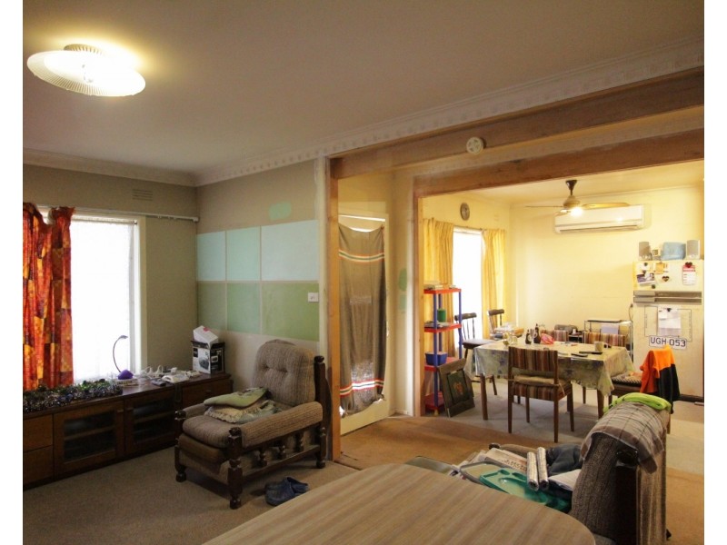 3 Ford Street, Kangaroo Flat VIC 3555