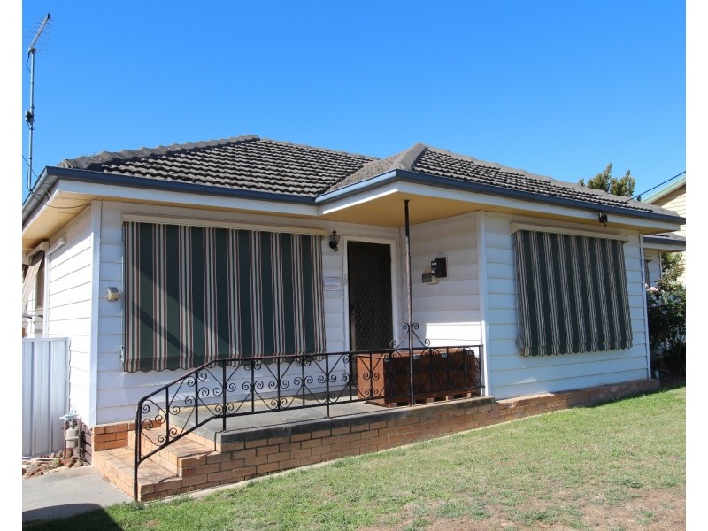 3 Ford Street, Kangaroo Flat VIC 3555