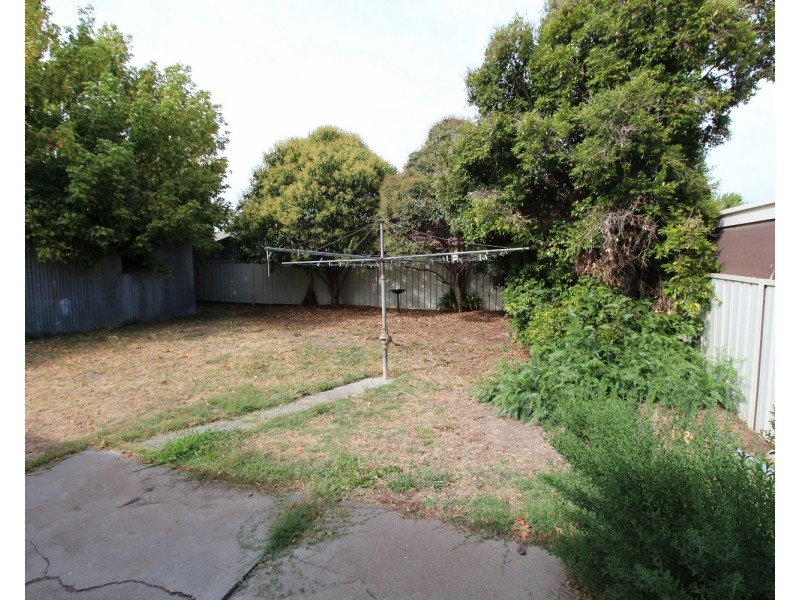 19 Cahill Street, White Hills VIC 3550