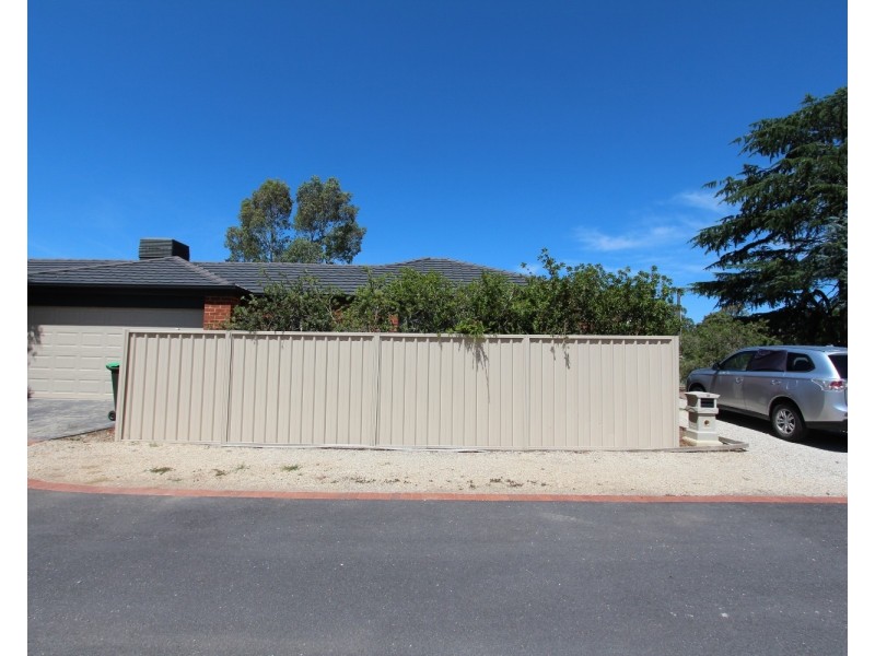 18 May Street, Kangaroo Flat VIC 3555