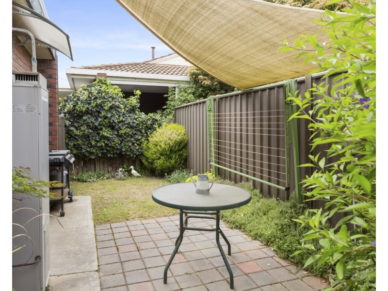 1/572 Napier Street, White Hills VIC 3550