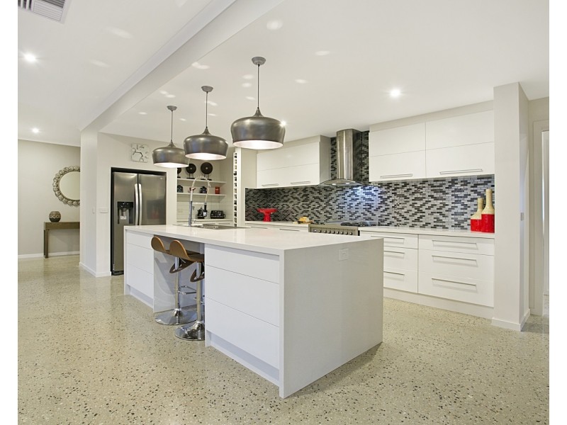 6 Marylebone Circuit, Strathfieldsaye VIC 3551
