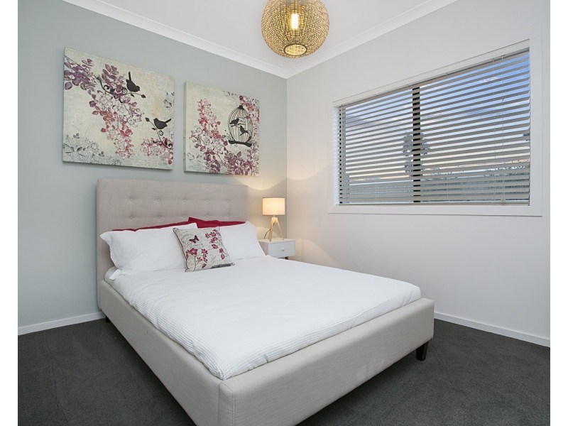 6 Marylebone Circuit, Strathfieldsaye VIC 3551