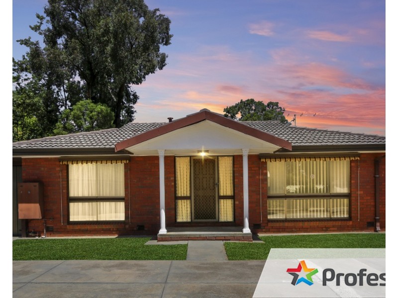 1/7 Carola Court, Kennington VIC 3550