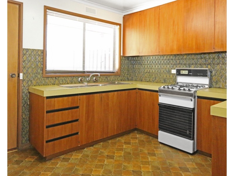 1/7 Carola Court, Kennington VIC 3550