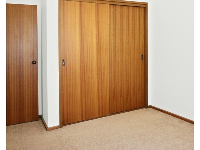 1/7 Carola Court, Kennington VIC 3550