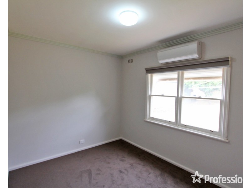 145 Reservoir Road, Flora Hill VIC 3550