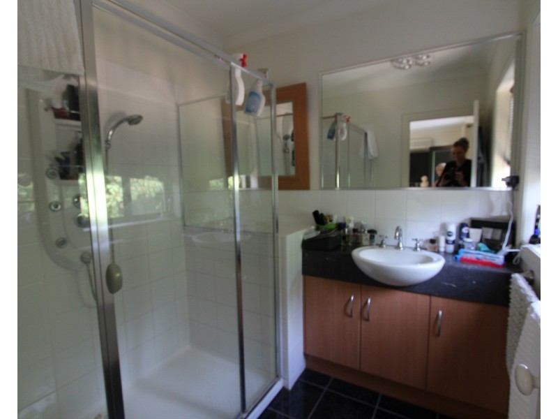 4 The Olive Grove, Strathdale VIC 3550