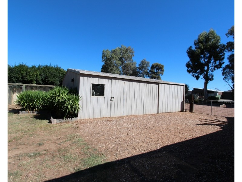 162 Station Street, Epsom VIC 3551