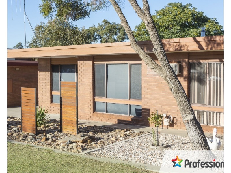 3/1 Esler Street, California Gully VIC 3556