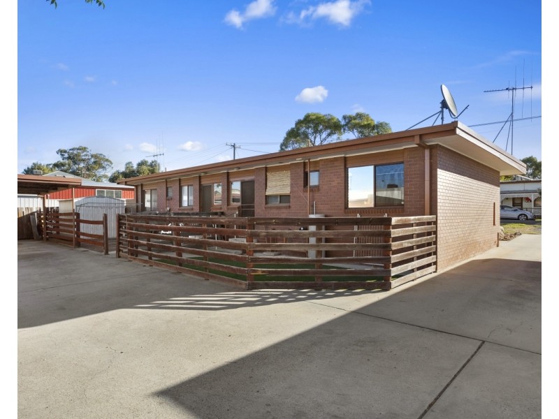 3/1 Esler Street, California Gully VIC 3556