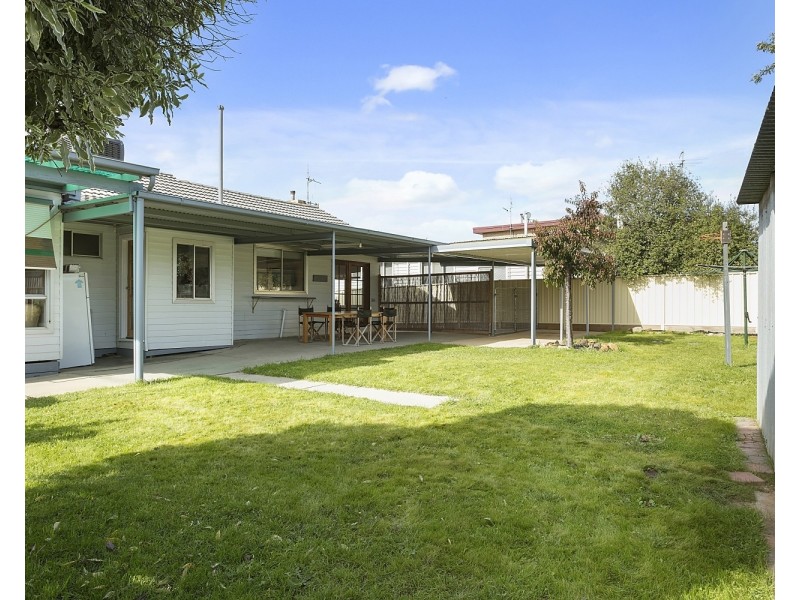 25 Illingworth Street, Golden Square VIC 3555
