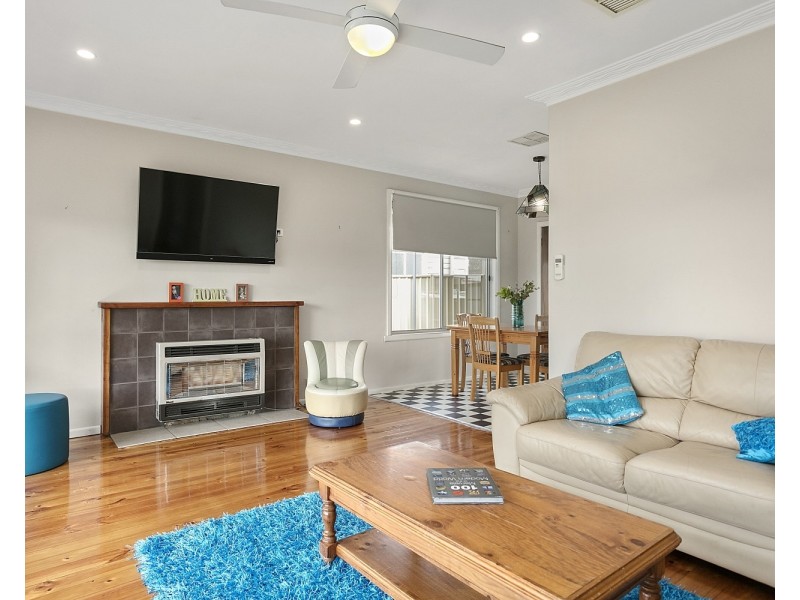 25 Illingworth Street, Golden Square VIC 3555