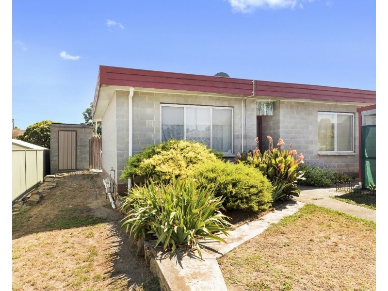 1-4/1 Adelaide Street, Flora Hill VIC 3550