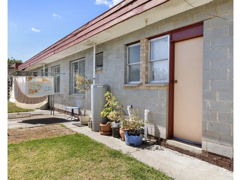 1-4/1 Adelaide Street, Flora Hill VIC 3550