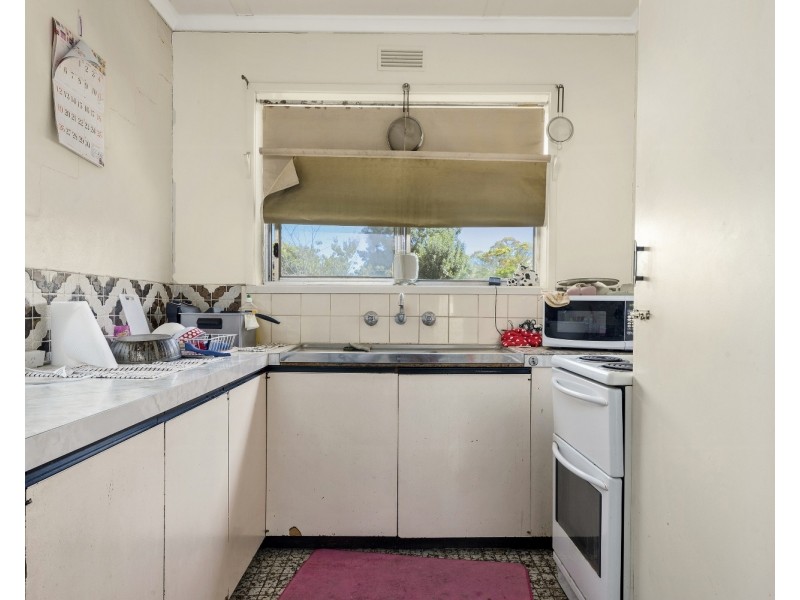 1-4/1 Adelaide Street, Flora Hill VIC 3550
