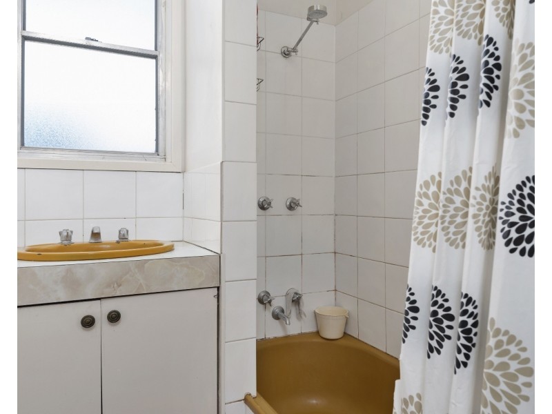 1-4/1 Adelaide Street, Flora Hill VIC 3550