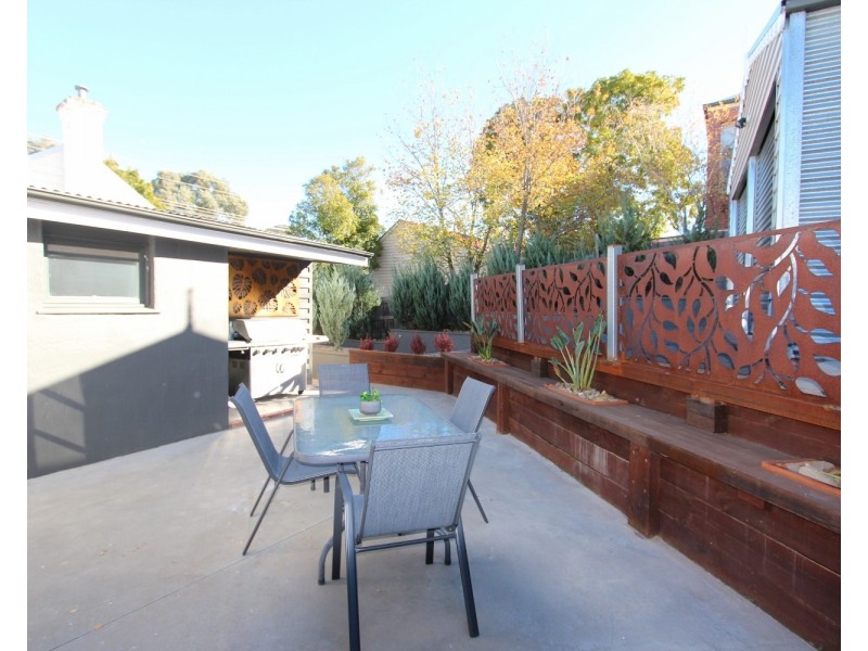 74 Old Violet Street, Bendigo VIC 3550