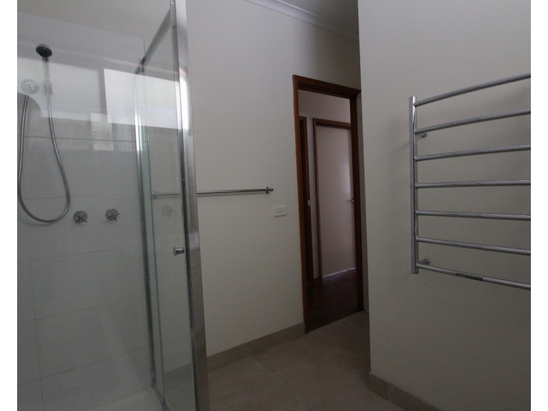 2/334 Barnard Street, Bendigo VIC 3550