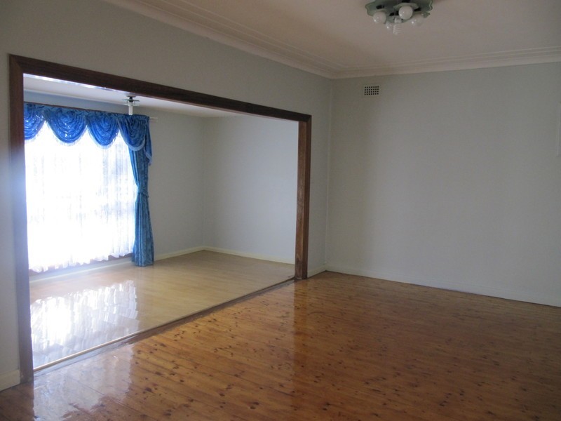 Fairfield East NSW 2165