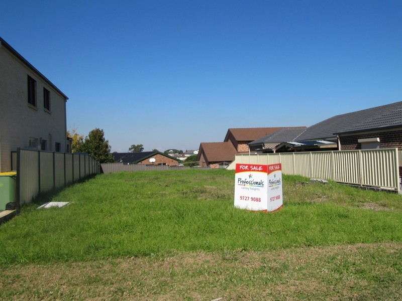 Edensor Park NSW 2176