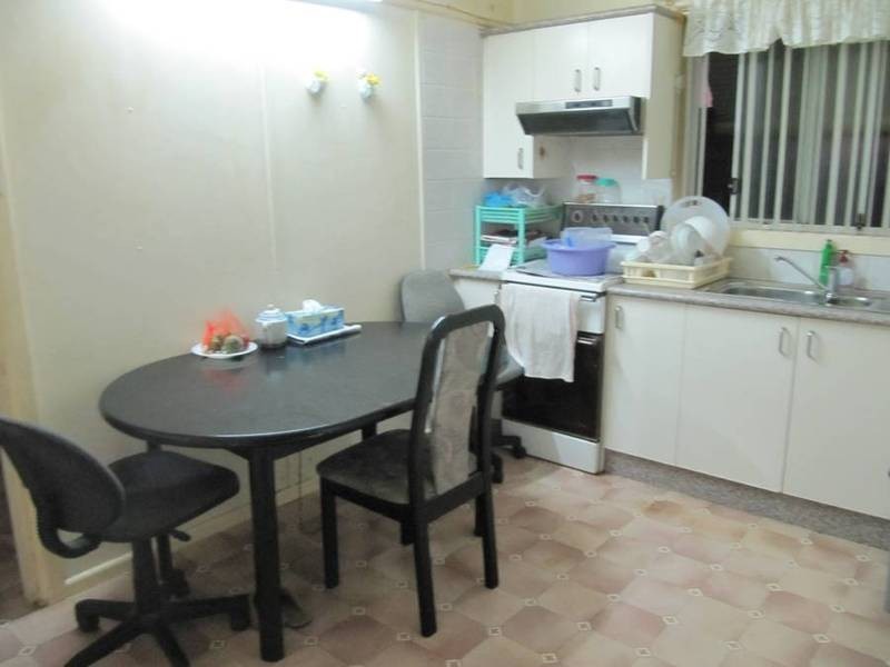 18 Earl Street, Canley Heights NSW 2166