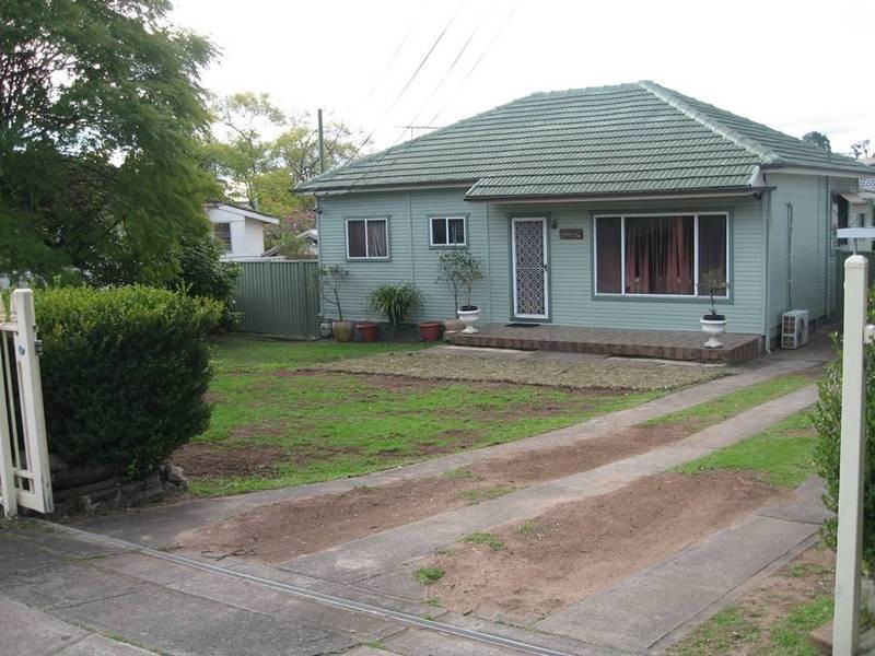 120 Birdwood Road, Georges Hall NSW 2198