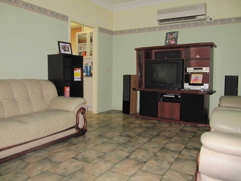 120 Birdwood Road, Georges Hall NSW 2198