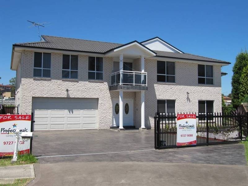 6 Mc Crea Close, Edensor Park NSW 2176