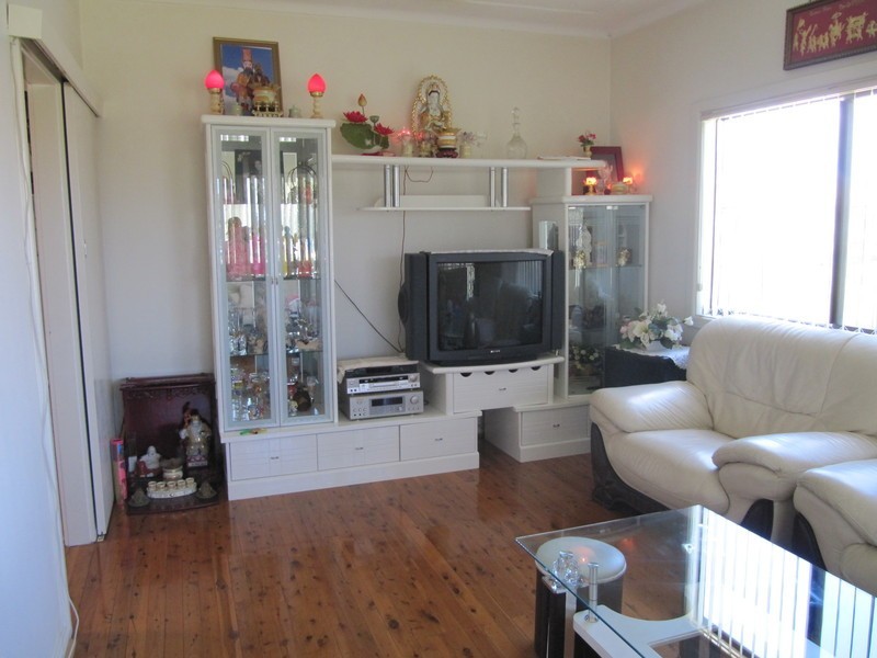 1 Derby Street, Canley Heights NSW 2166