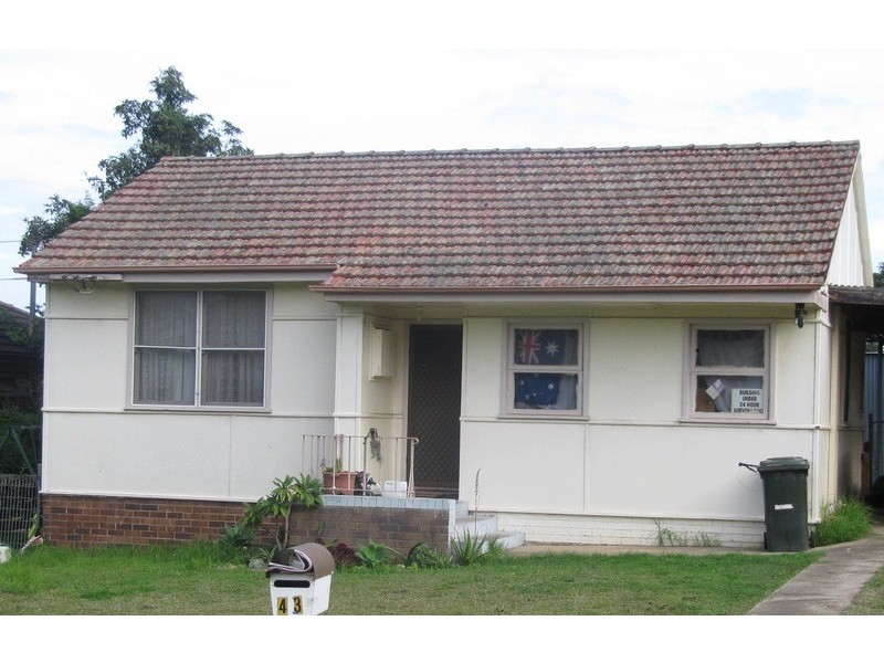 43 Neerini Street, Smithfield NSW 2164