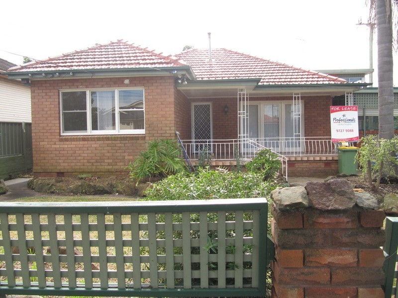 Canley Heights NSW 2166