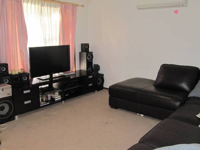 48 Corinda Street, St Johns Park NSW 2176