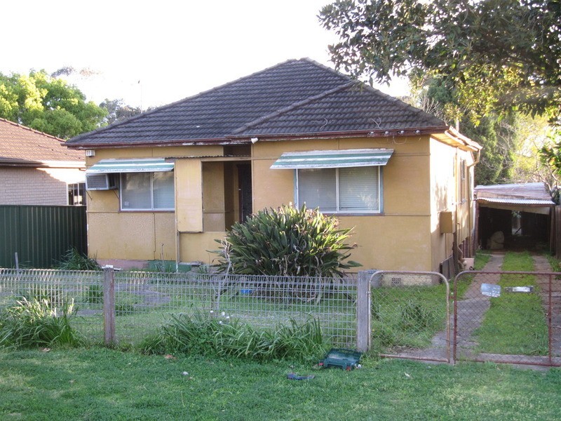 Carramar NSW 2163