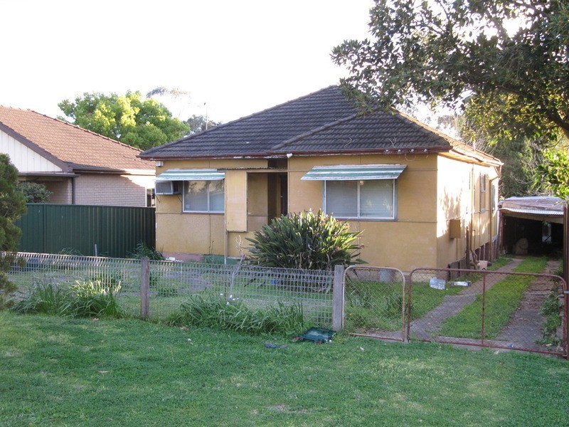 Carramar NSW 2163