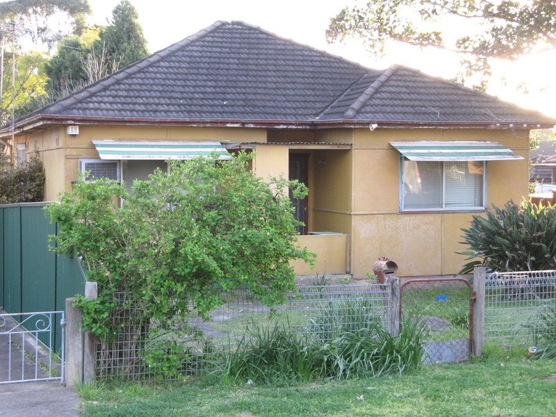 Carramar NSW 2163