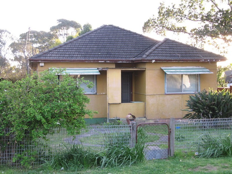 Carramar NSW 2163