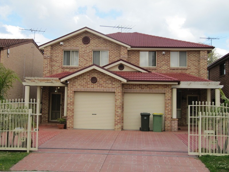 68 Earl Street, Canley Heights NSW 2166