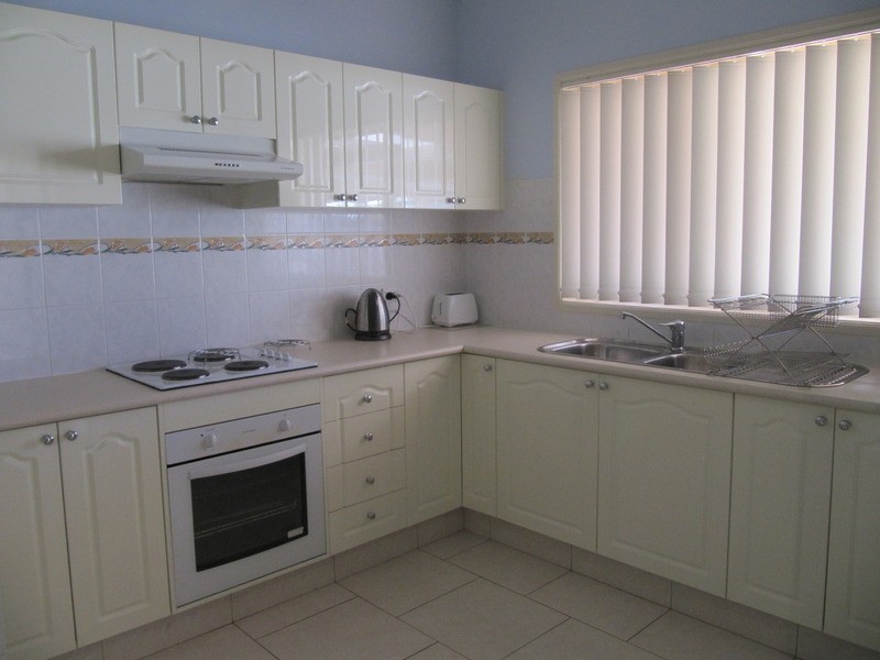 68 Earl Street, Canley Heights NSW 2166